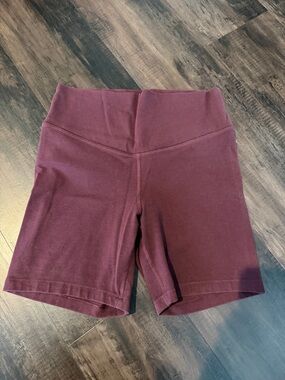 Old Navy High-Rise Wine Bike Shorts